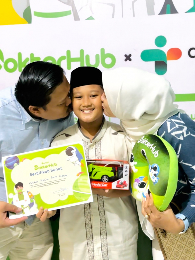https://adskhan.khitanan.id/dirmember/00000002/loexman2003/photo-13022-9288-l-202403050958.jpg